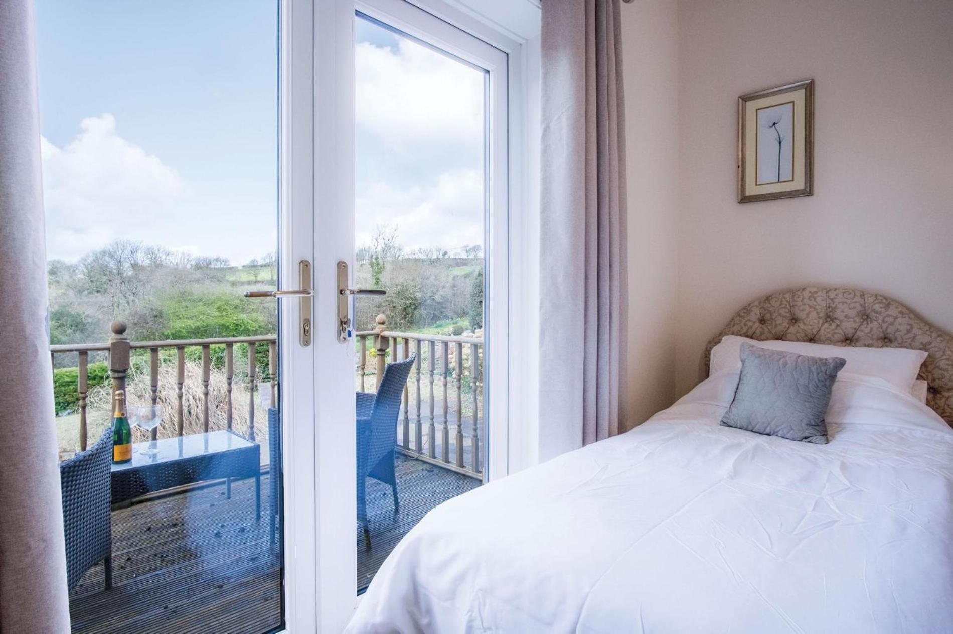 Sorrento - 3 Bed Holiday Home - Wisemans Bridge Stepaside  Exterior foto